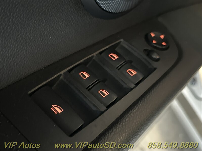 Used 2008 BMW 328i Convertible RWD image 34