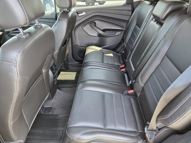 Used 2014 Ford Escape Titanium w/ Equipment Group 401A AWD/4WD image 30