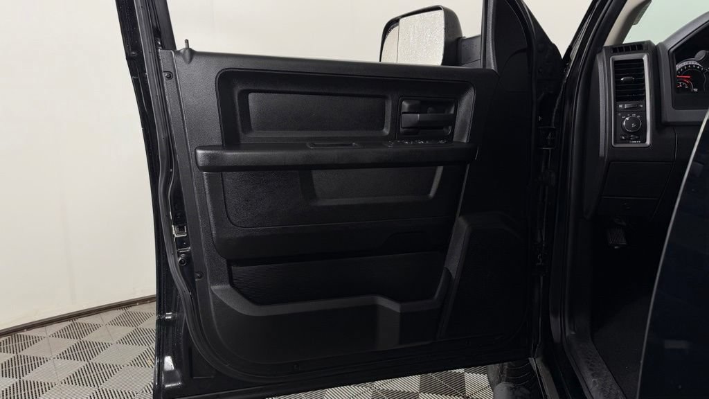 Used 2019 RAM 1500 Express w/ Wheel & Sound Group AWD/4WD image 11