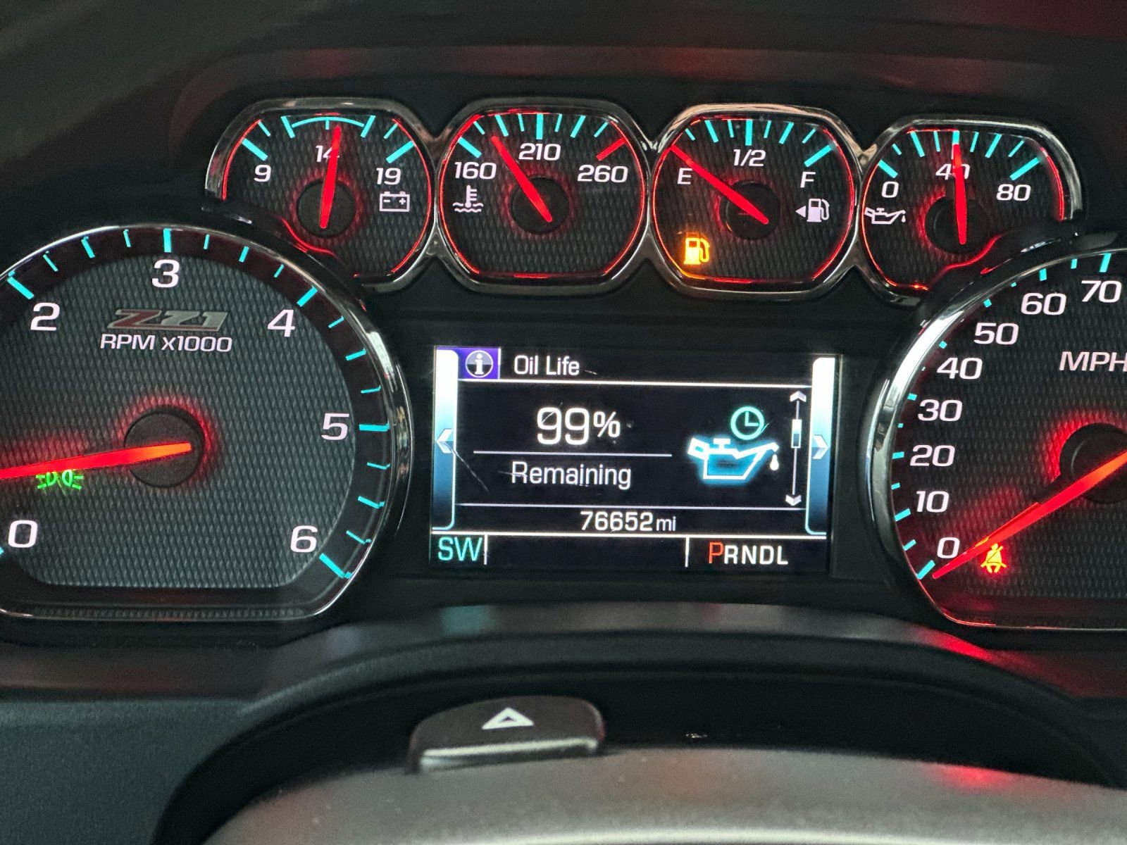 Used 2018 Chevrolet Silverado 1500 LT w/ All Star Edition image 22