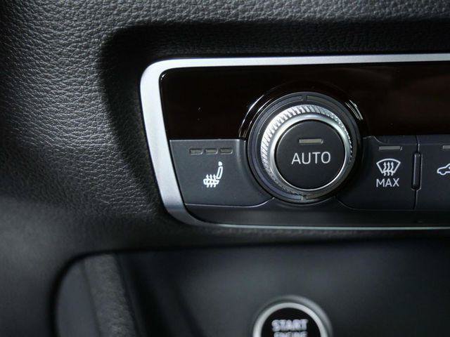Used 2025 Audi Q3 2.0T Premium w/ Convenience Package AWD/4WD image 25
