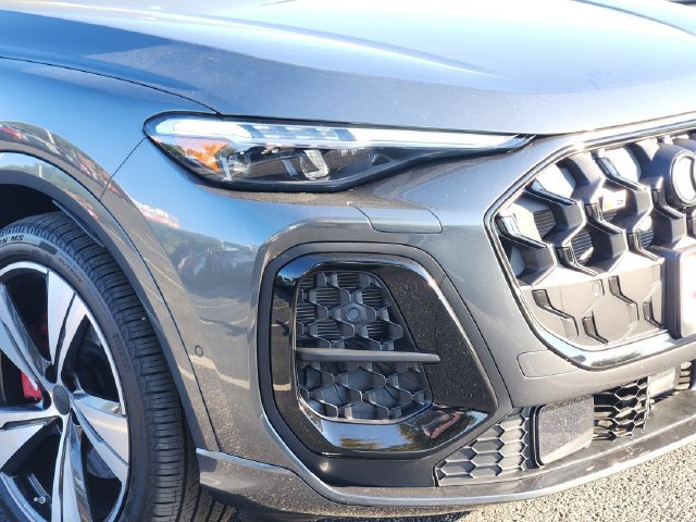 Used 2026 Audi SQ5 Premium Plus AWD/4WD image 7