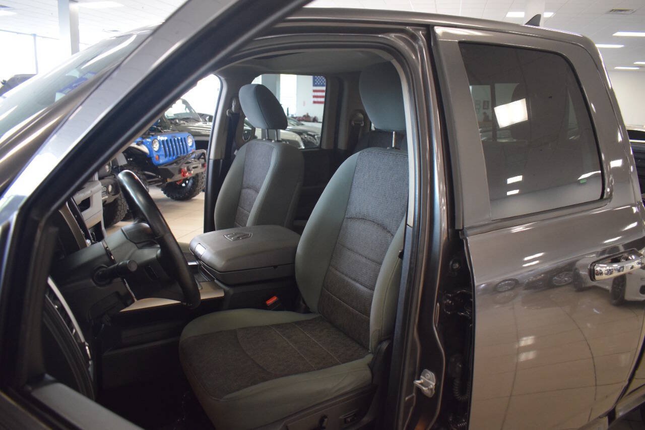 Used 2015 RAM 1500 Big Horn AWD/4WD image 35