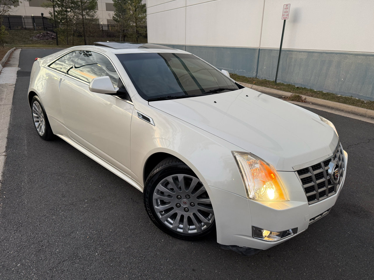 Used 2014 Cadillac CTS Premium image 7