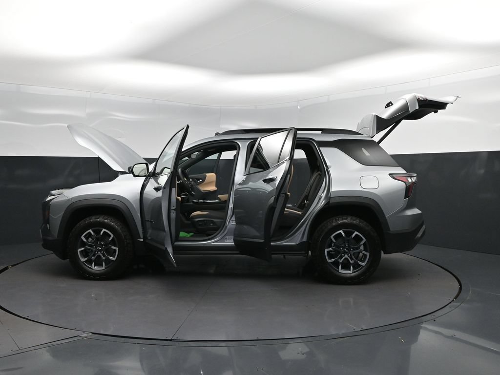 New 2026 Chevrolet Equinox ACTIV w/ Convenience Package III FWD image 46