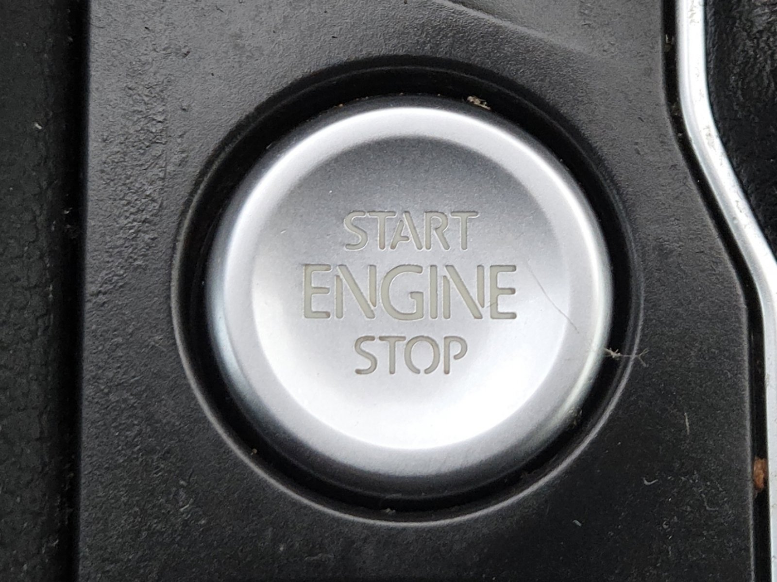 Used 2019 Volkswagen Atlas SE image 32