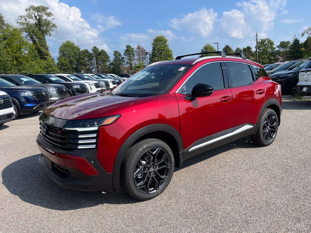 New 2027 Nissan Kicks SR w/ SR Premium Package FWD image 4