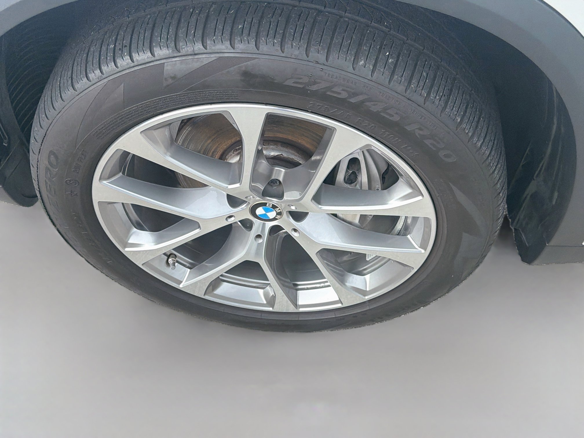 Used 2024 BMW X5 sDrive40i w/ Executive Package RWD image 37