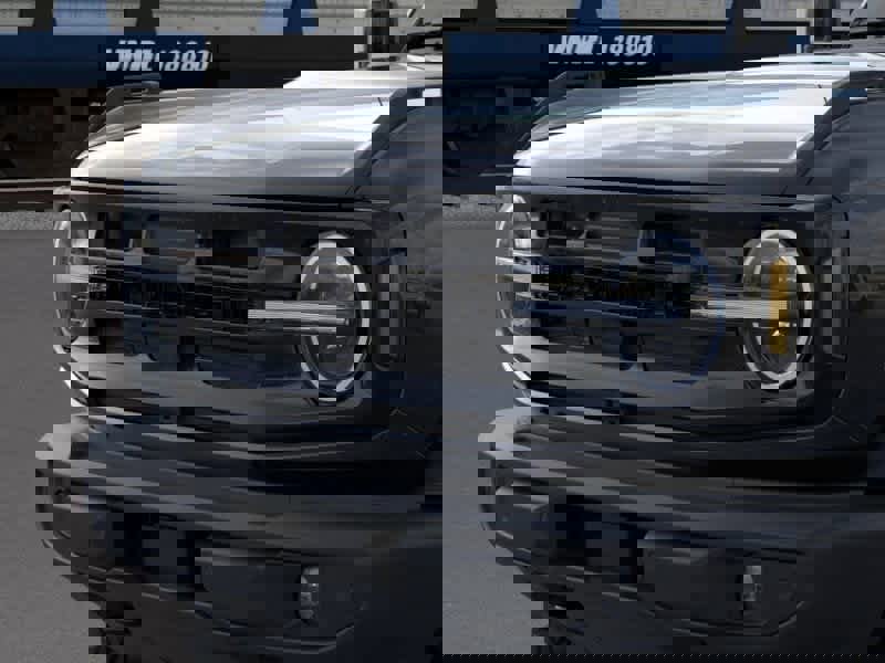 New 2025 Ford Bronco Outer Banks w/ Sasquatch Package image 19