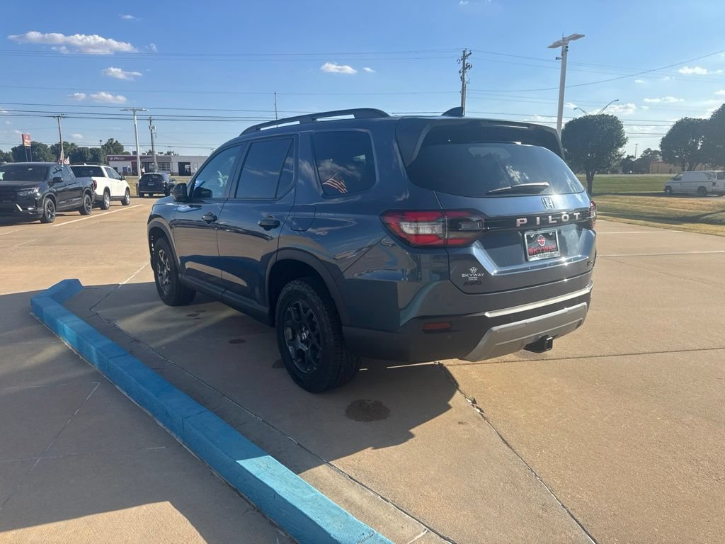 New 2026 Honda Pilot TrailSport image 8
