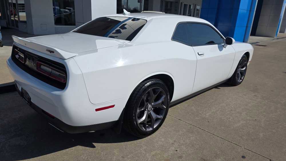 Used 2018 Dodge Challenger SXT Plus image 8