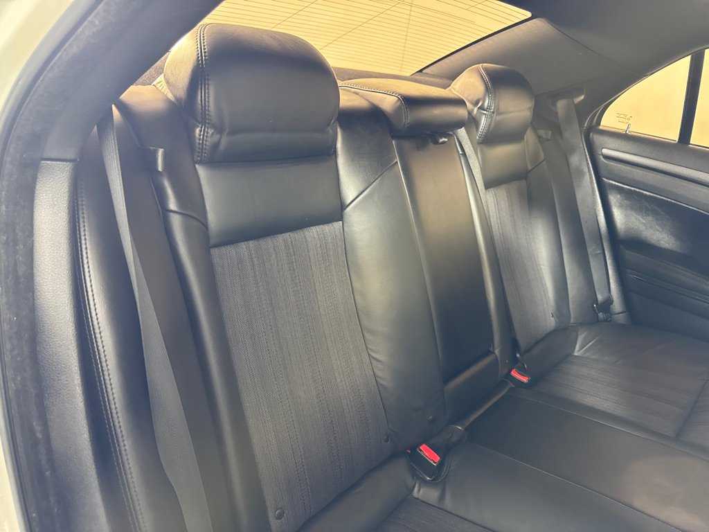 Used 2013 Chrysler 300 S image 20