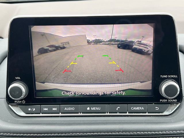 Used 2022 Nissan Rogue SV image 33