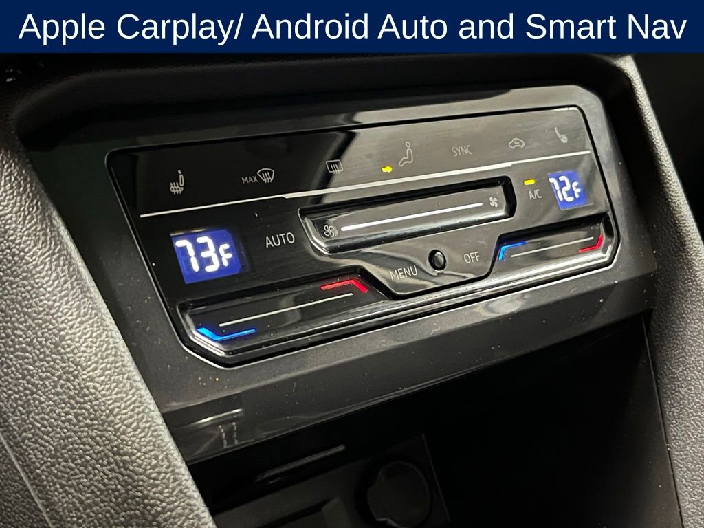 Used 2024 Volkswagen Tiguan SE w/ Panoramic Sunroof Package image 11