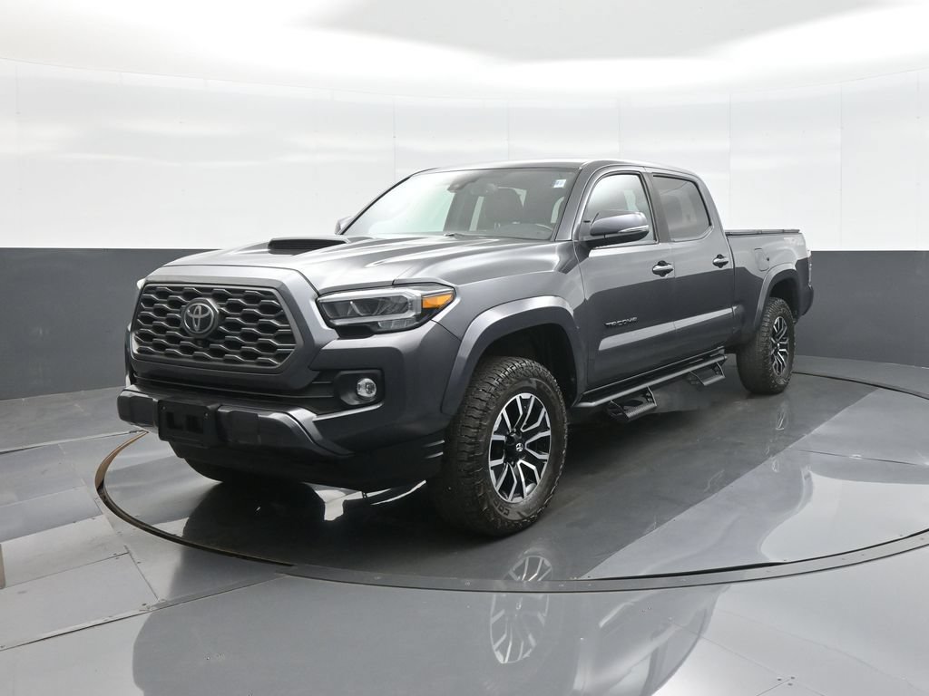 Certified 2022 Toyota Tacoma TRD Sport w/ TRD Premium Sport Package AWD/4WD image 3