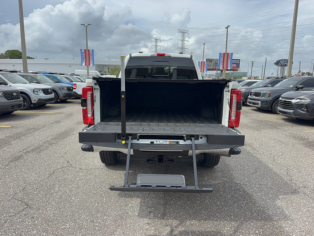 Certified 2023 Ford F250 Lariat w/ Lariat Ultimate Package AWD/4WD image 8