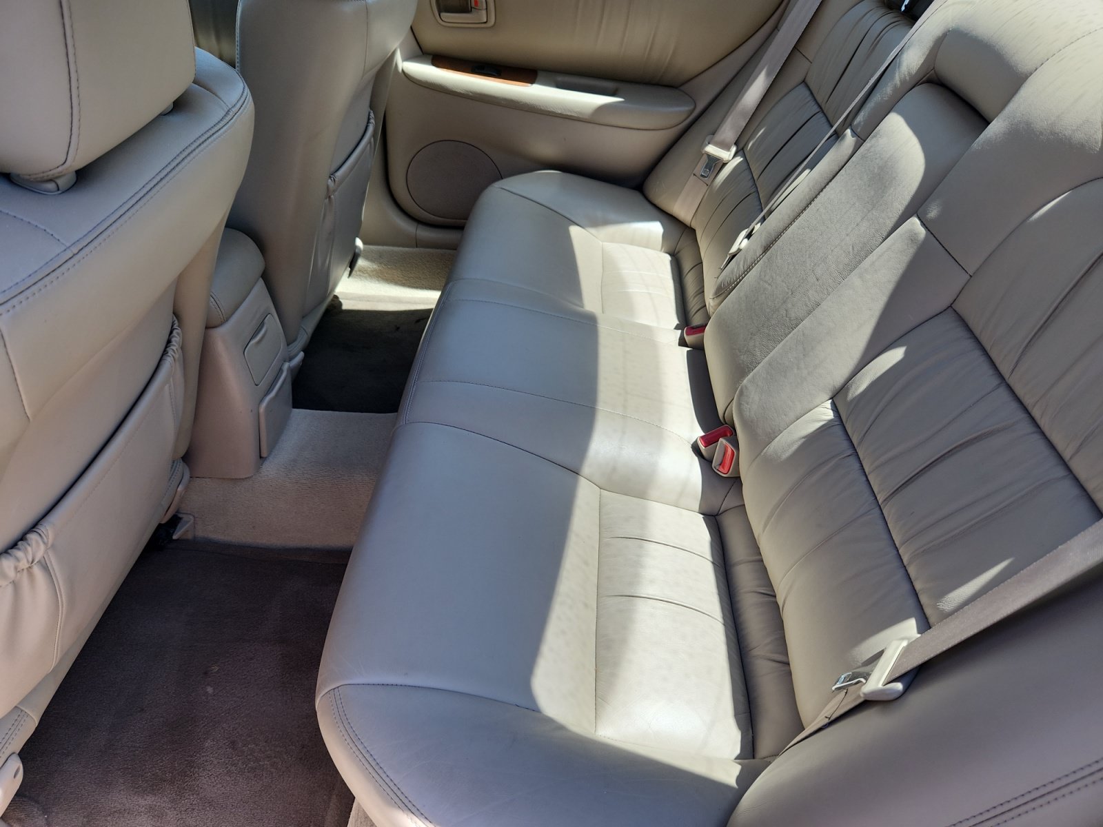 Used 2000 Lexus ES 330 w/ Lexus Value Pkg FWD image 17