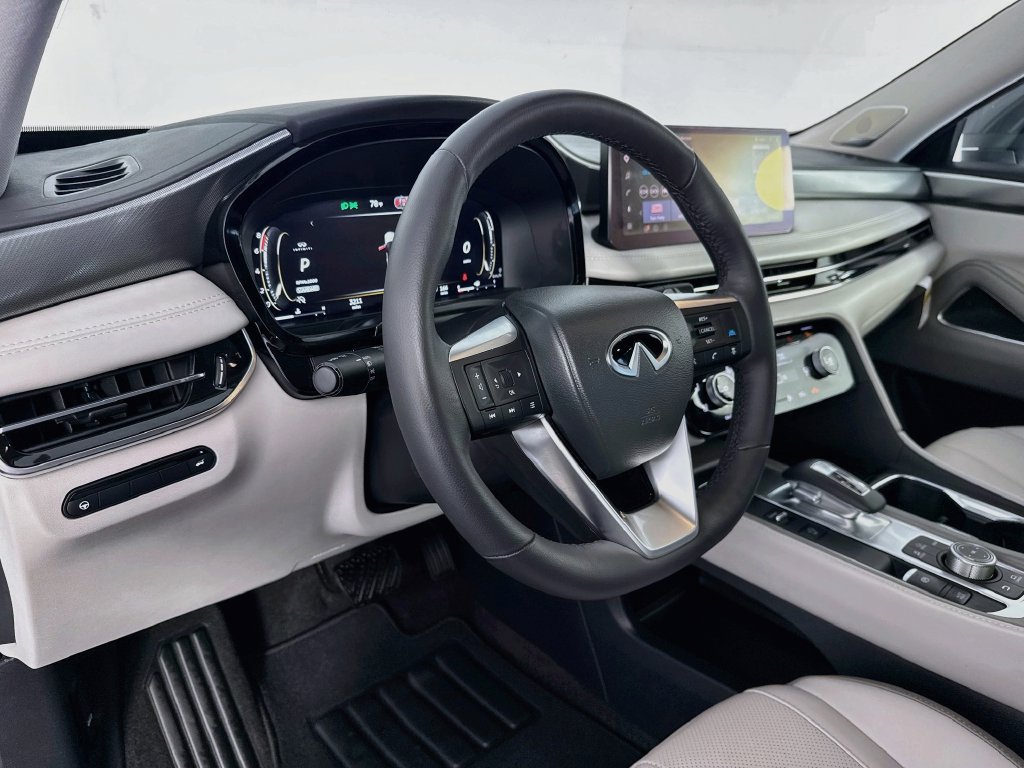 Certified 2027 INFINITI QX60 Luxe w/ Cargo Package FWD image 9