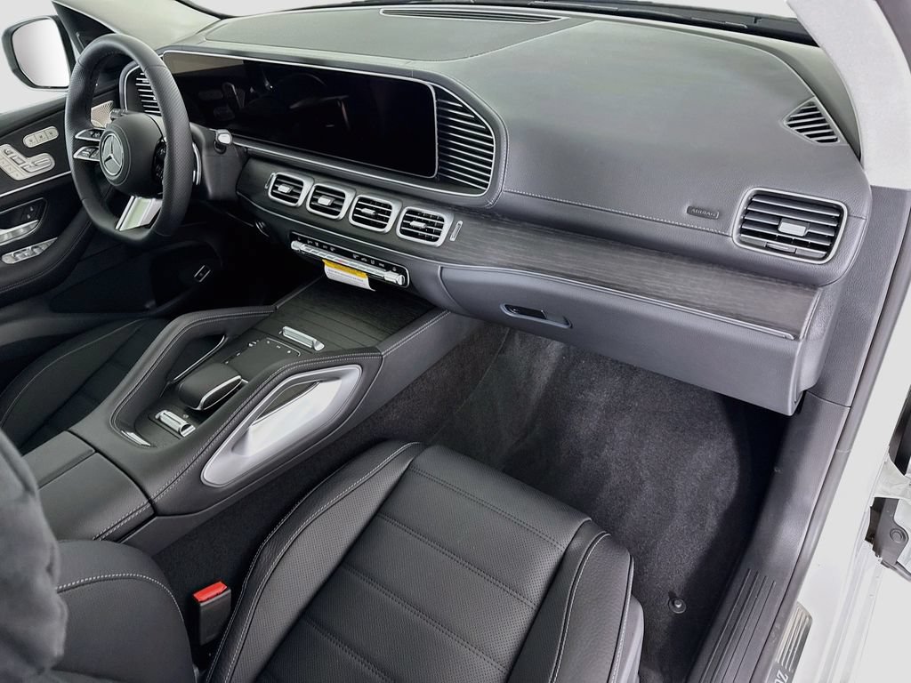 New 2026 Mercedes-Benz GLS 450 4MATIC image 19
