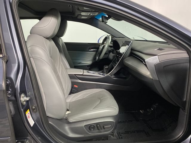 Certified 2019 Toyota Avalon Limited w/ Advanced Safety Package FWD image 8