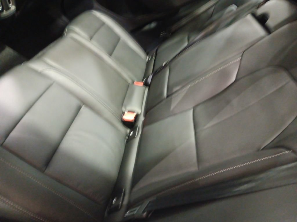 Used 2026 Volvo XC40 B5 Plus AWD/4WD image 7