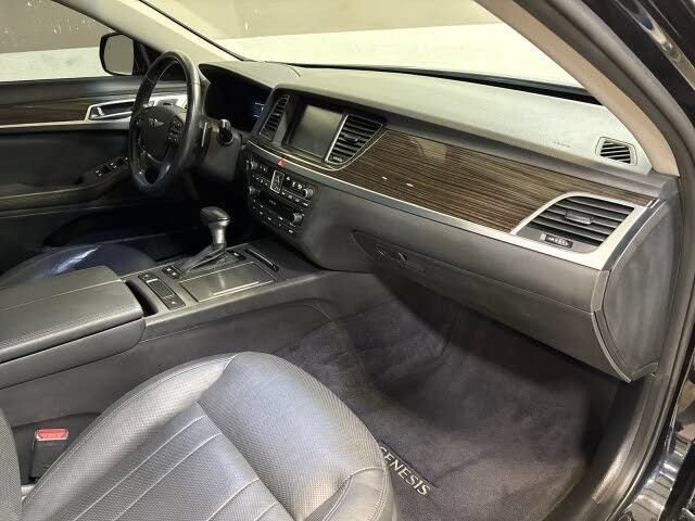 Used 2020 Genesis G80 3.8 RWD image 54