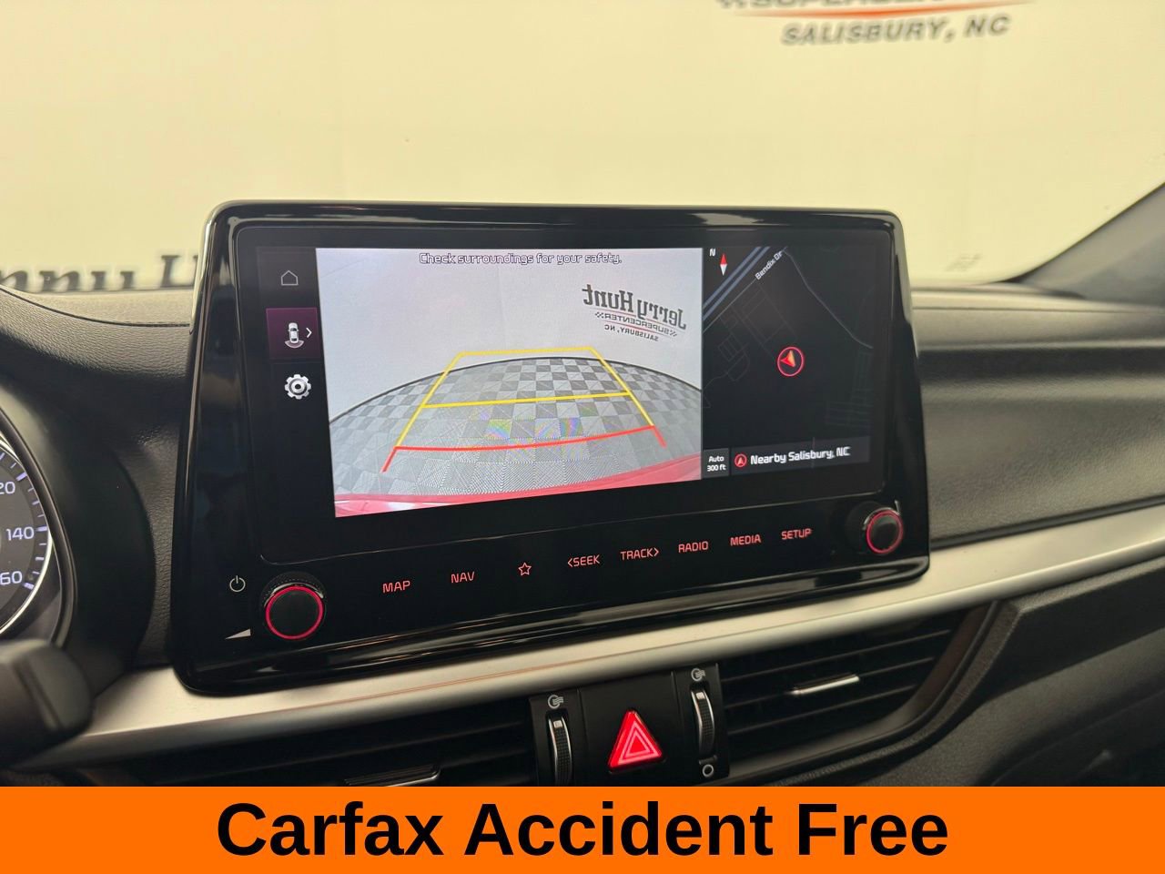 Used 2024 Kia Forte GT image 3