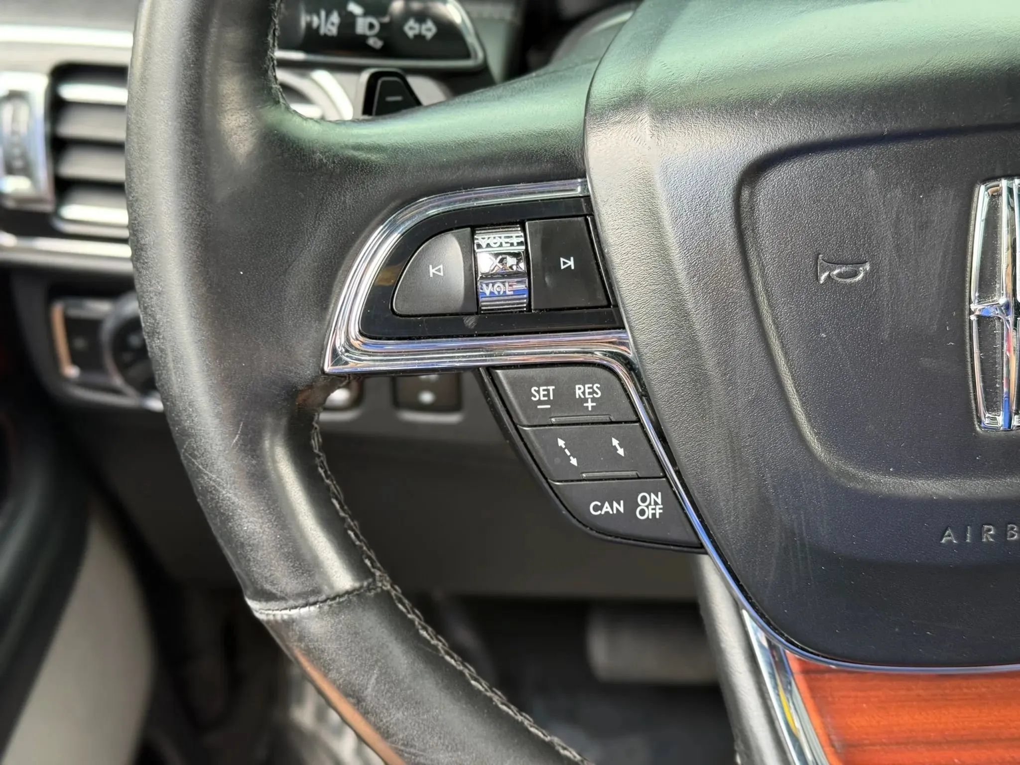 Used 2021 Lincoln Navigator L Reserve AWD/4WD image 24