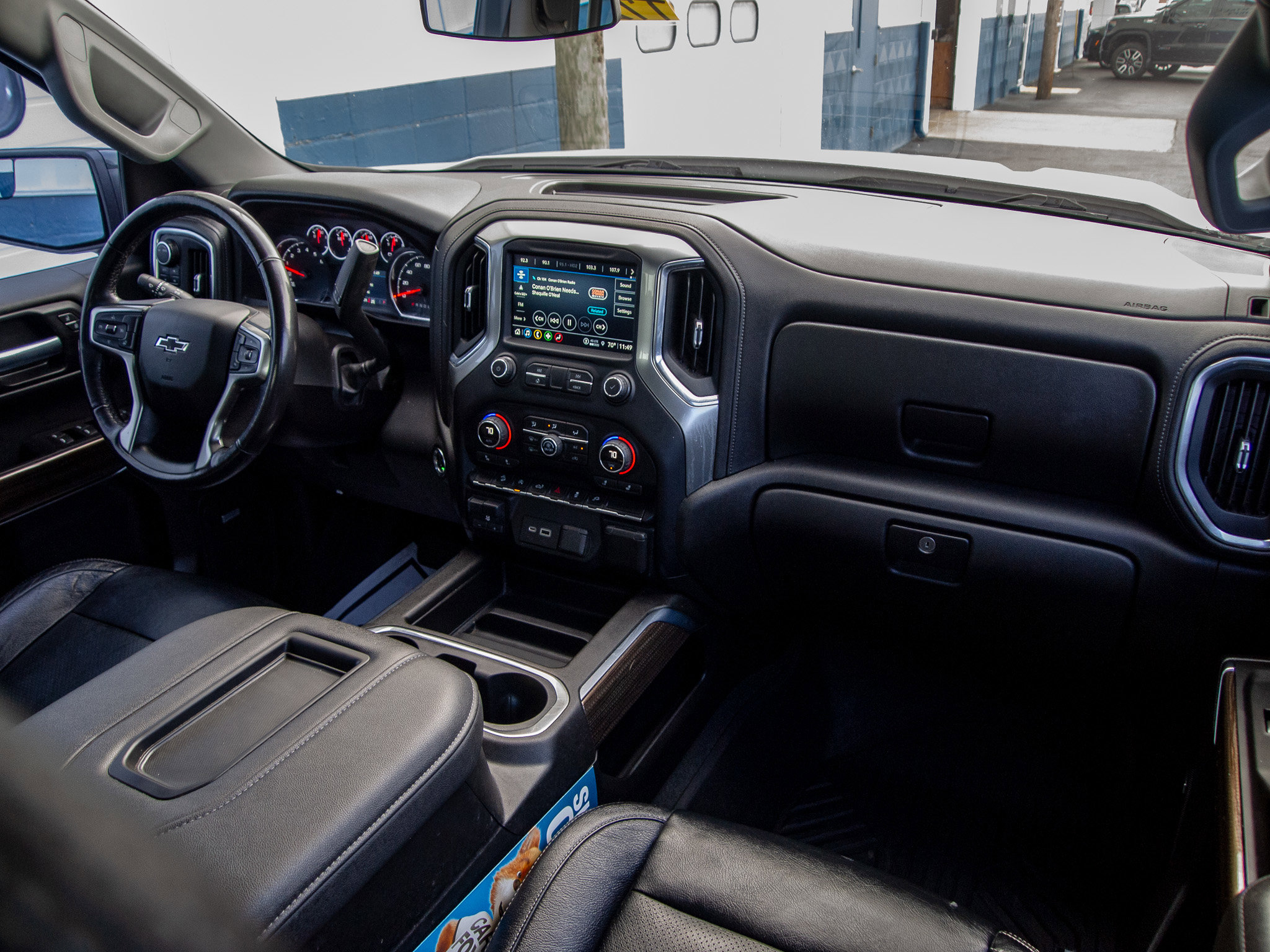 Used 2021 Chevrolet Silverado 1500 LT Trail Boss w/ Convenience Package II AWD/4WD image 28