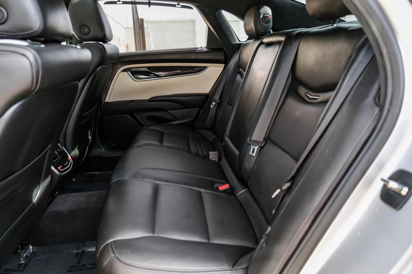 Used 2015 Cadillac XTS Platinum AWD/4WD image 31