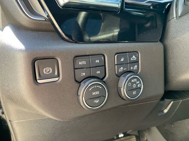 Used 2024 Chevrolet Silverado 2500 High Country image 17