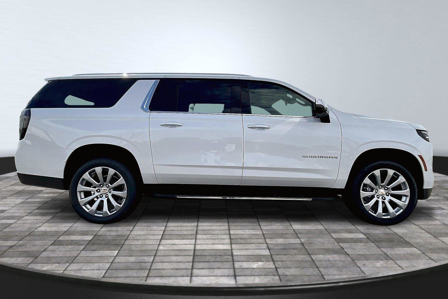 New 2025 Chevrolet Suburban Premier image 19