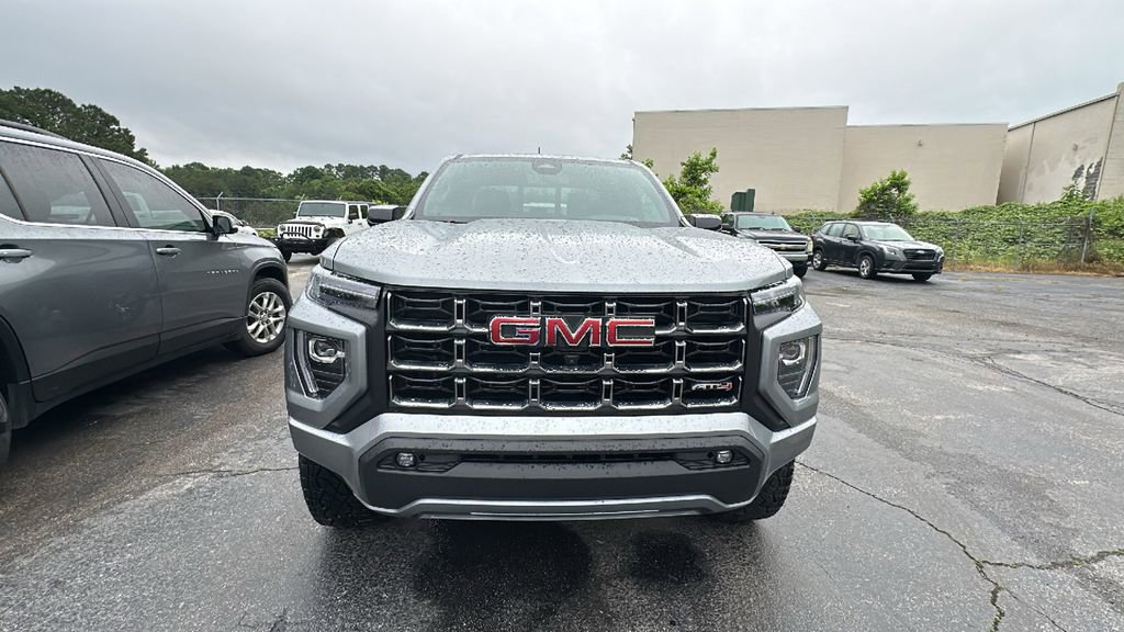 Used 2024 GMC Canyon AT4 w/ AT4 Premium Package AWD/4WD image 11