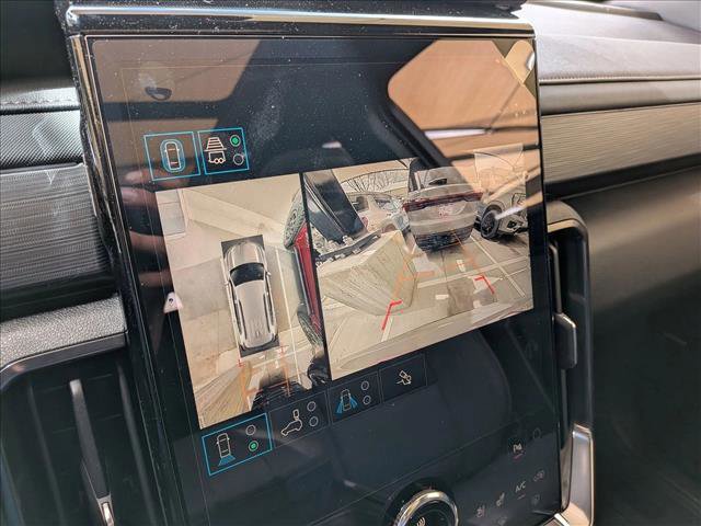New 2026 GMC Acadia AT4 w/ Luxury Package AWD/4WD image 12