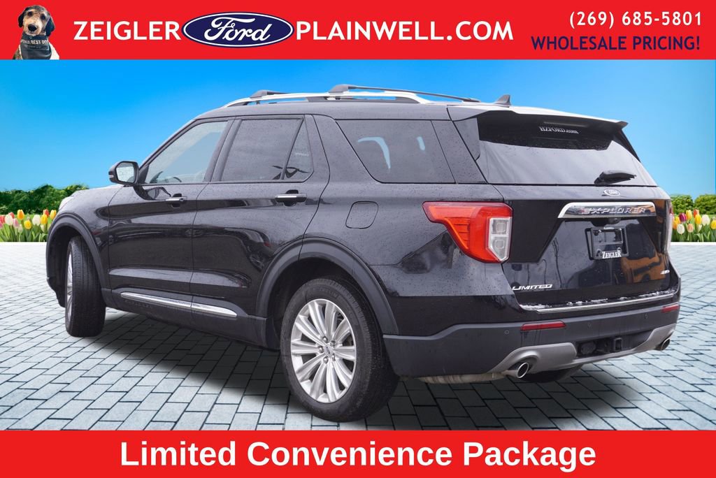 Used 2023 Ford Explorer Limited w/ Limited Technology Package image 5