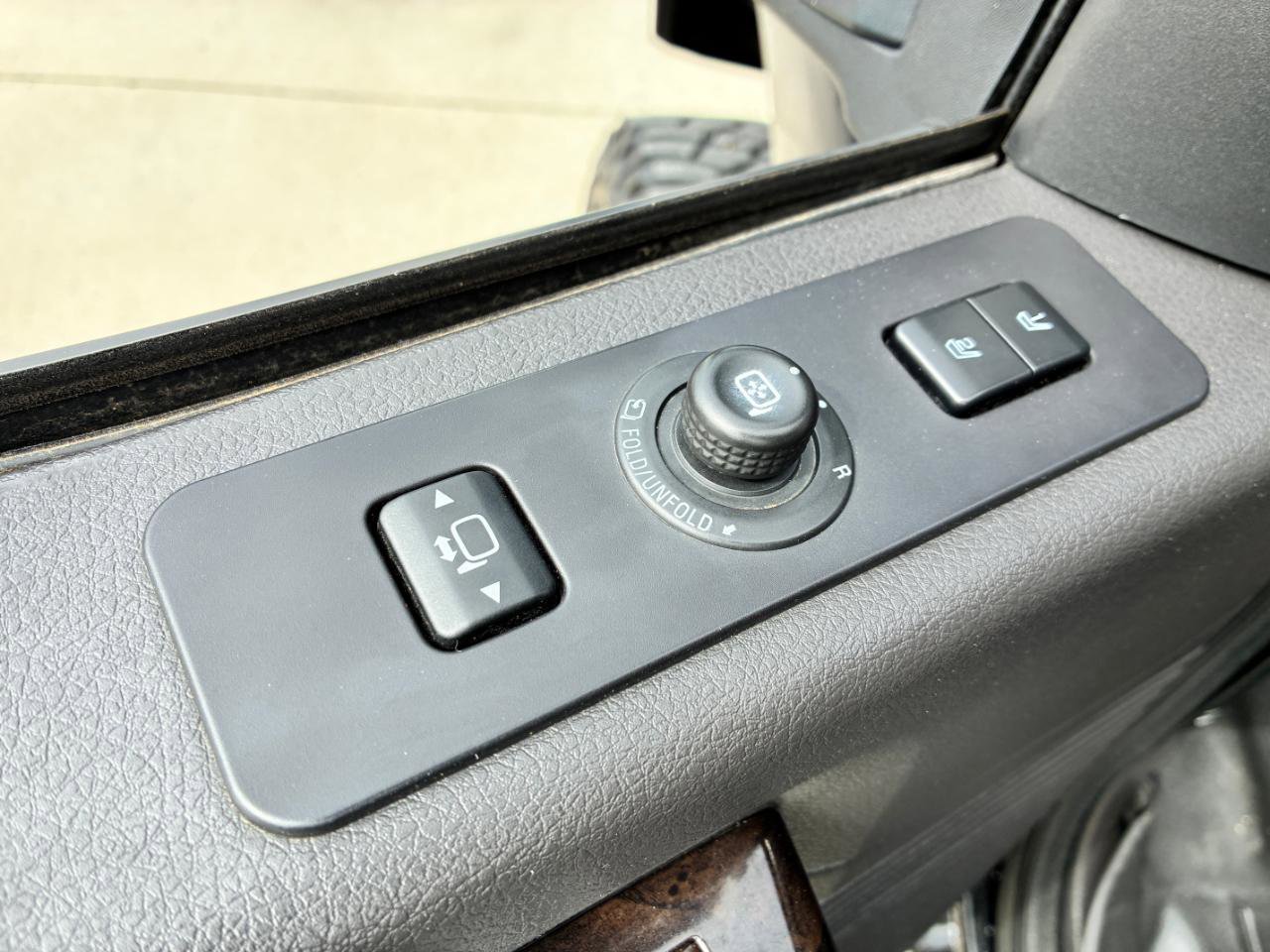 Used 2015 Ford F250 Platinum w/ FX4 Off-Road Package image 11