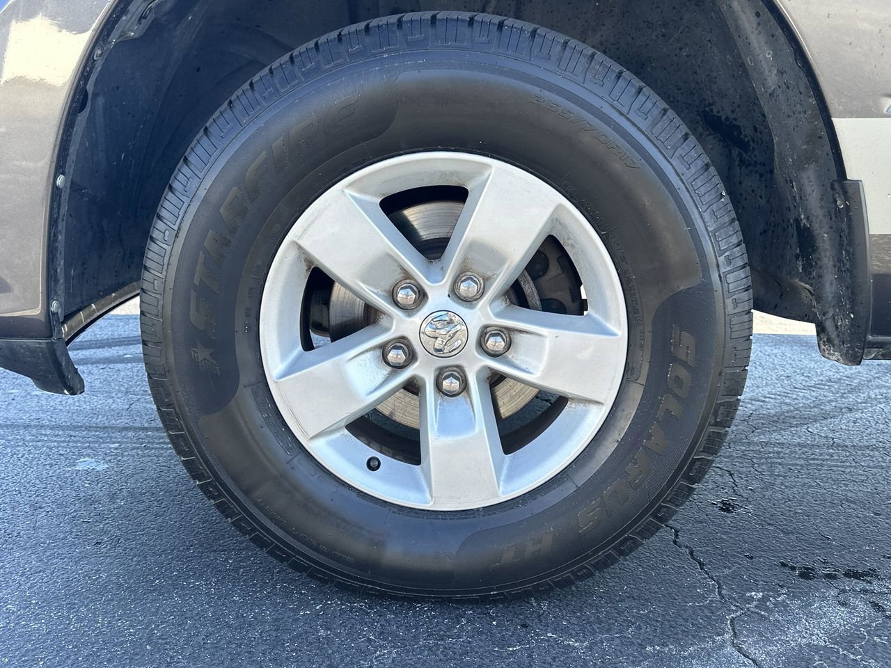 Used 2019 RAM 1500 Express image 30