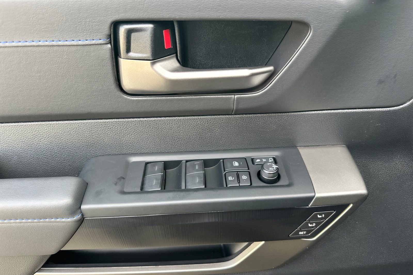 New 2026 Toyota Tundra Platinum image 10