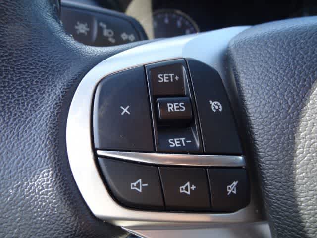 Used 2024 Ford Explorer XLT w/ Equipment Group 202A image 9