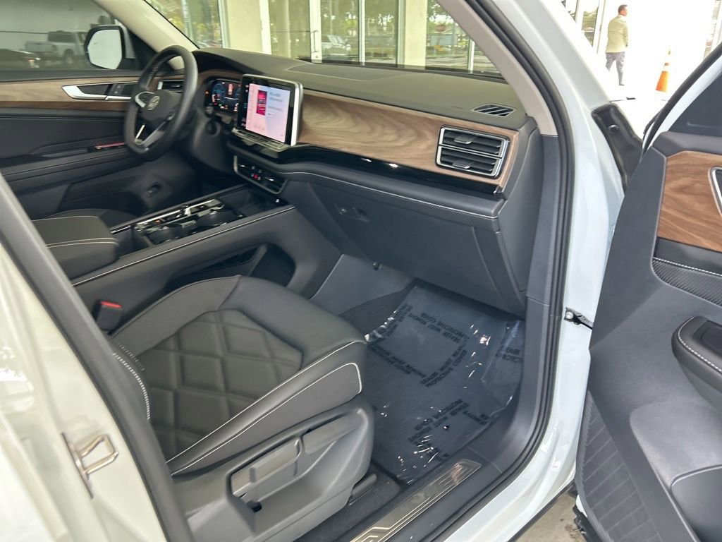 Used 2026 Volkswagen Atlas SE FWD image 22