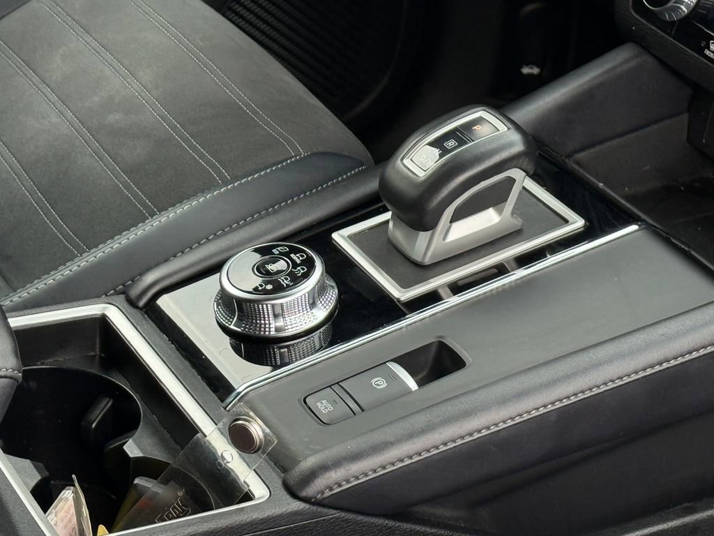 Used 2024 Mitsubishi Outlander SE image 9