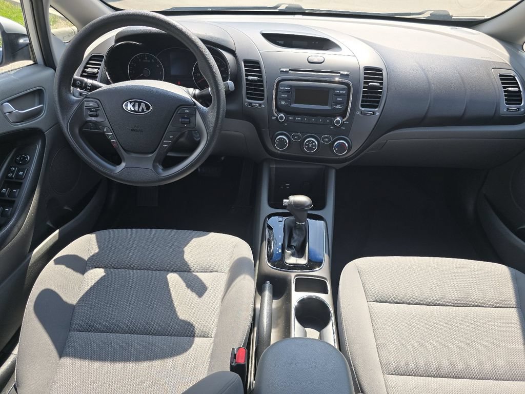 Used 2017 Kia Forte LX FWD image 15