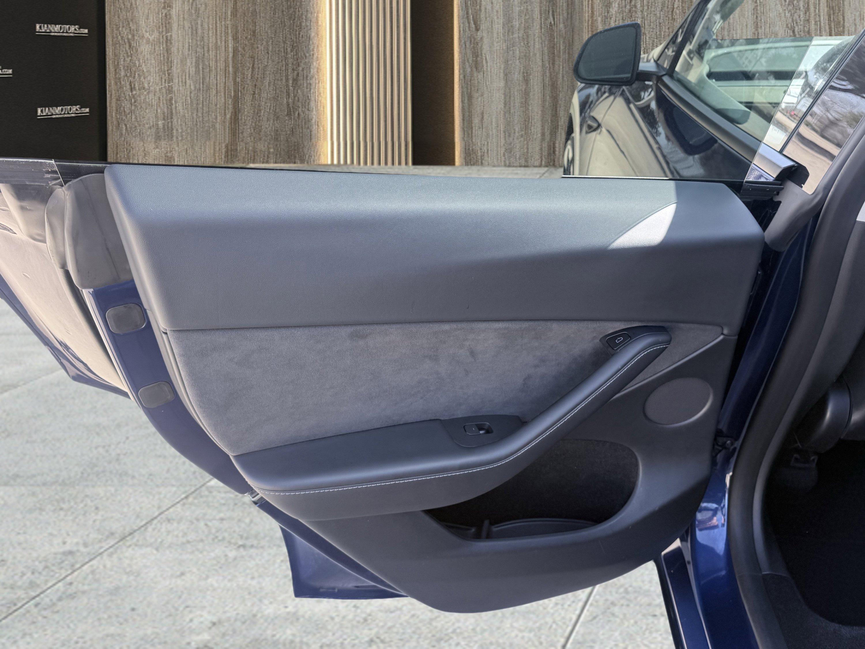 Used 2023 Tesla Model Y Performance image 30