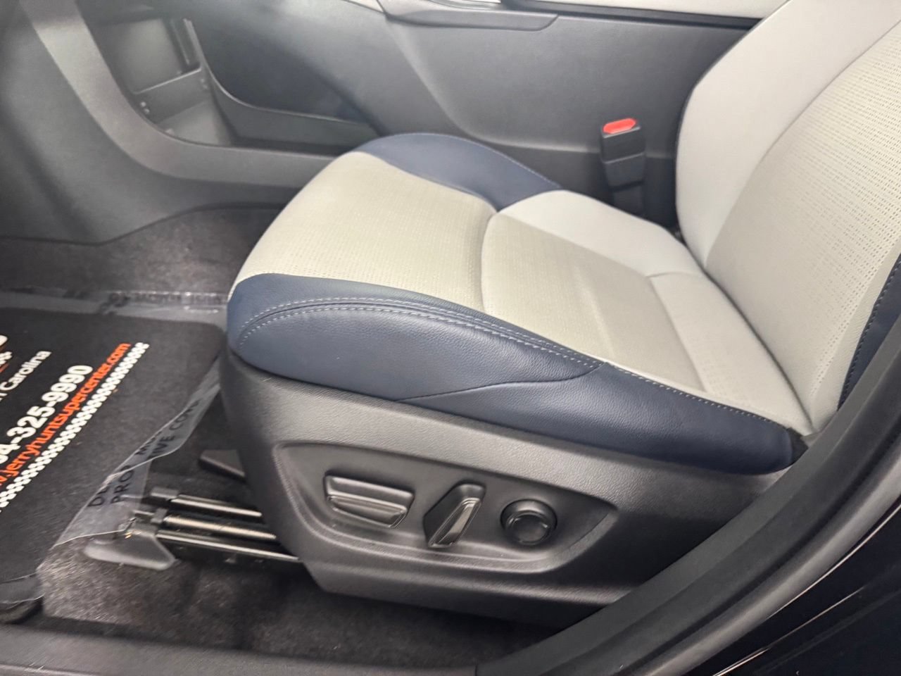 Used 2023 Subaru Solterra AWD image 11