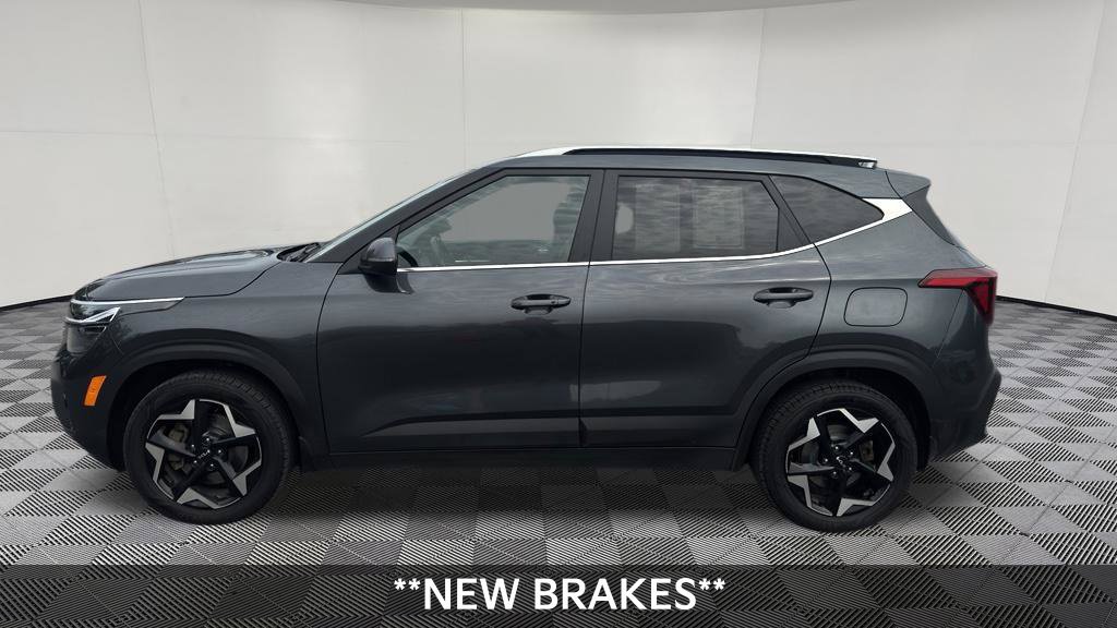 Used 2024 Kia Seltos EX AWD/4WD image 3