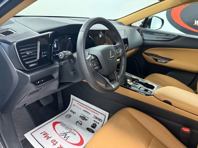 Used 2025 Lexus NX 250 FWD w/ Accessory Package (Z1) image 13