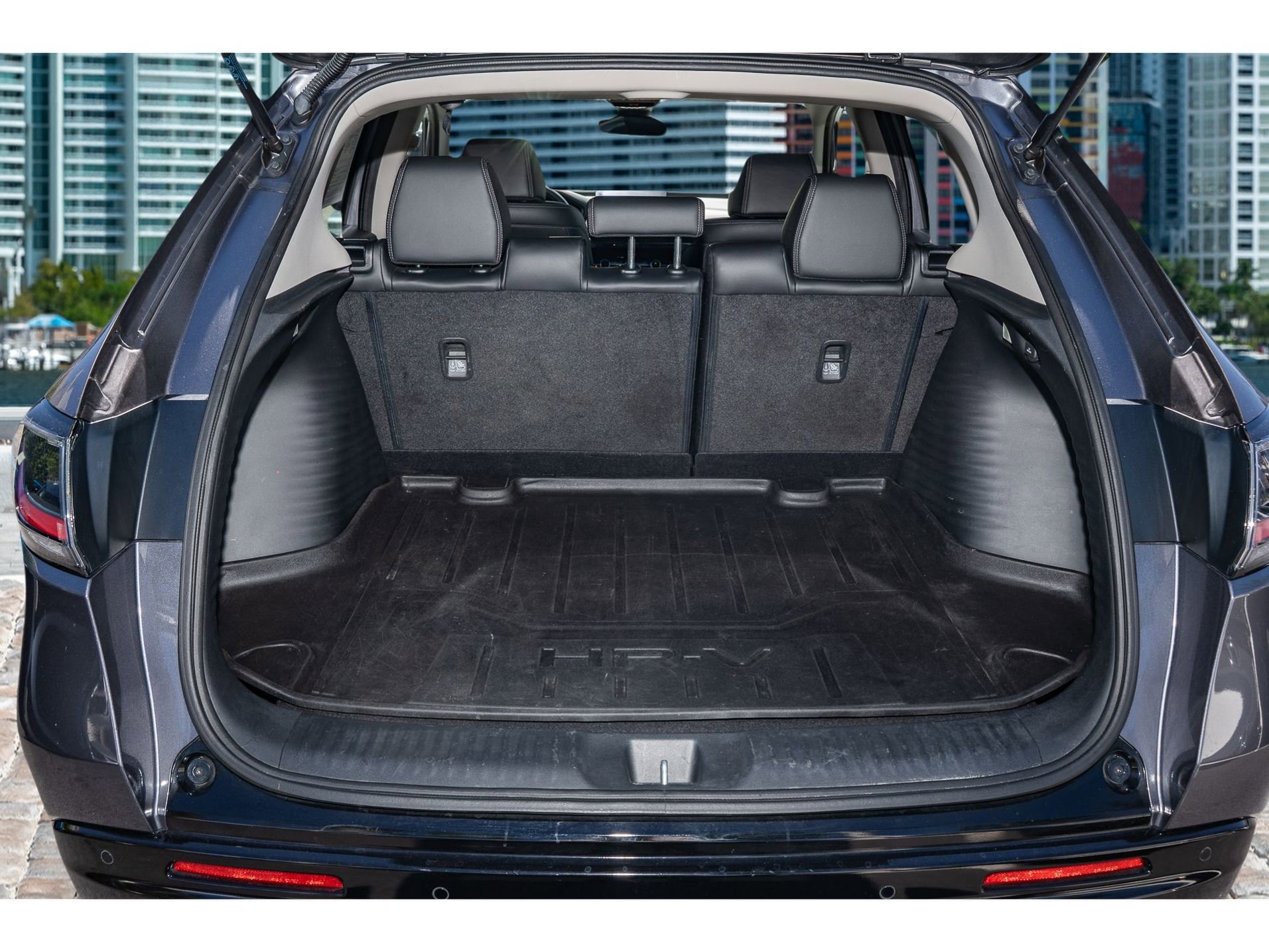 Certified 2023 Honda HR-V EX-L image 9