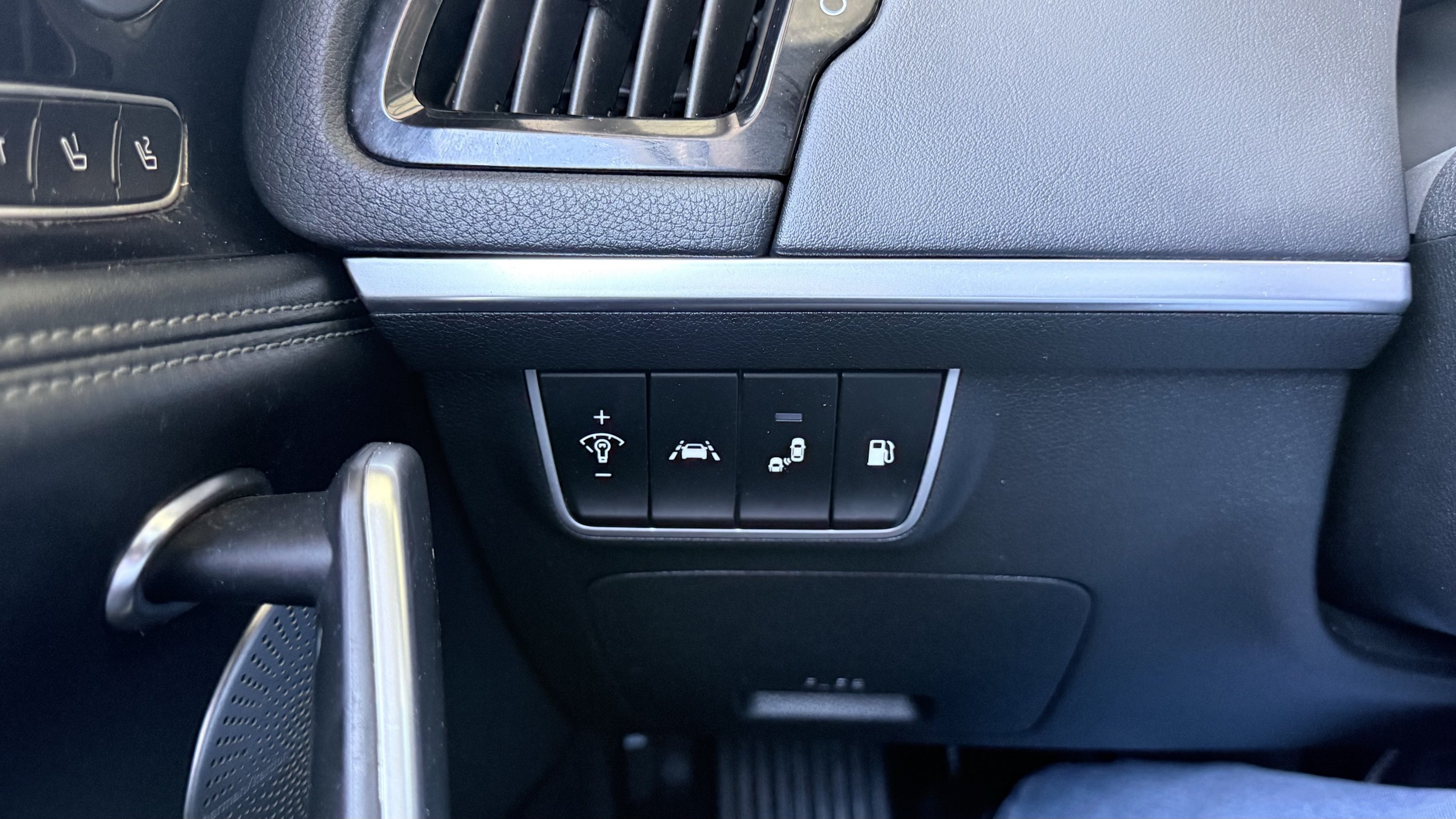 Used 2019 Kia Stinger Premium RWD image 50