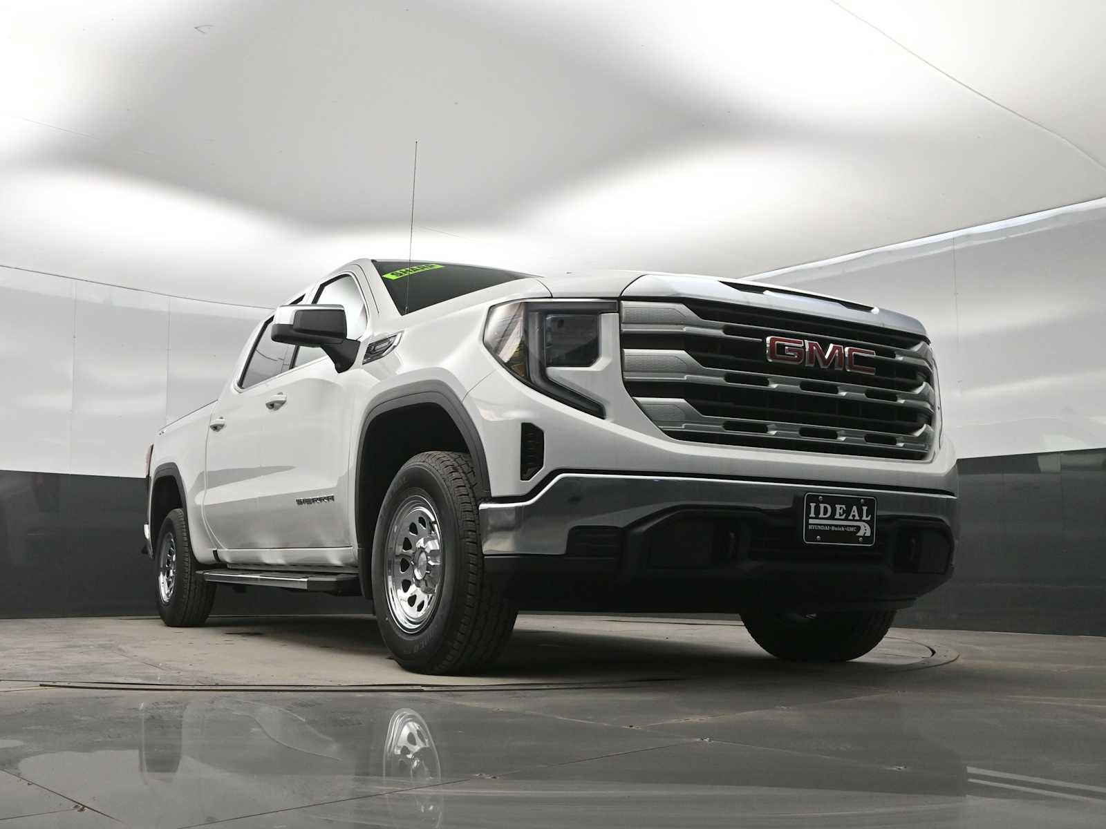 New 2026 GMC Sierra 1500 SLE w/ Preferred Package image 30