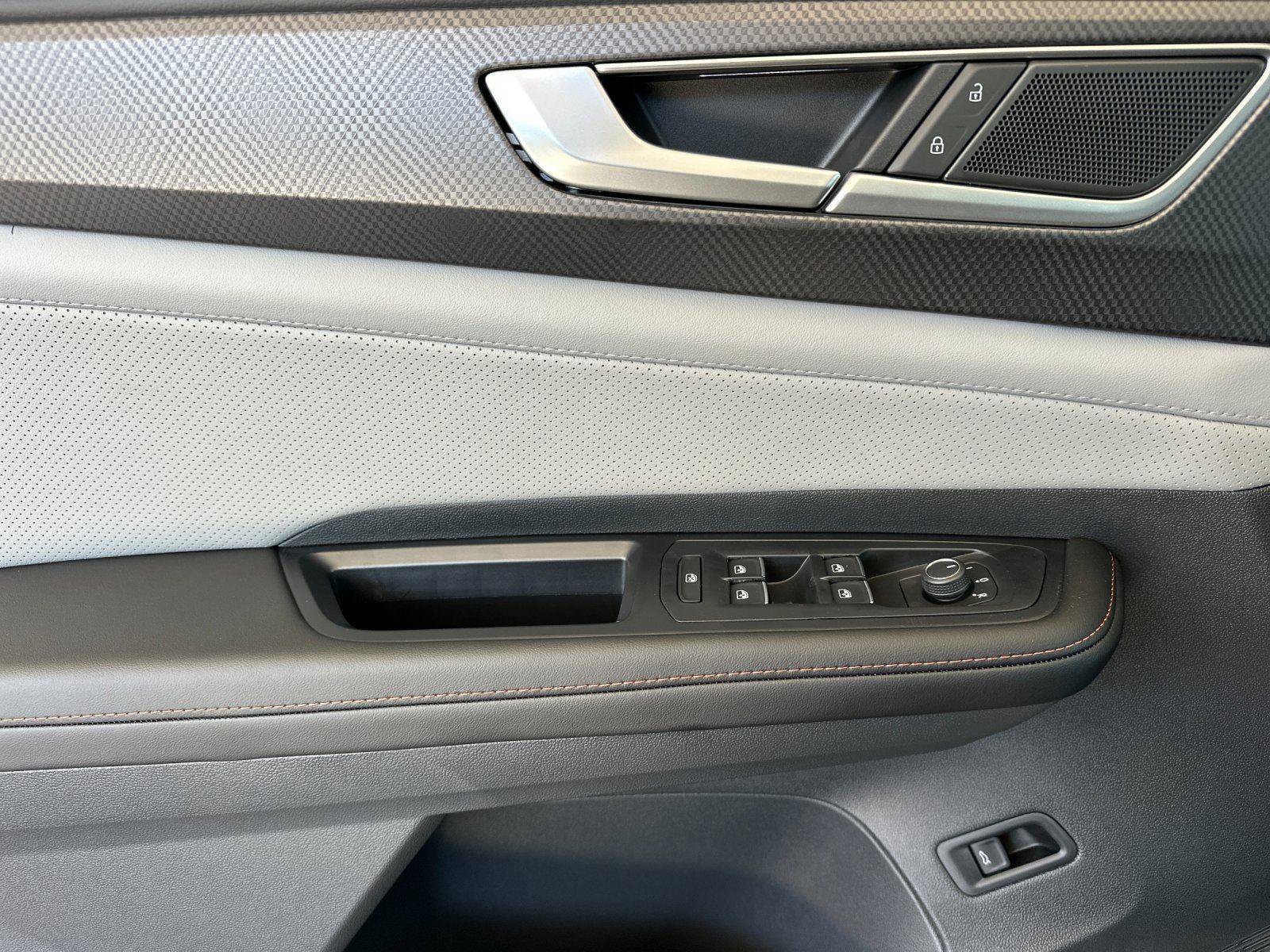 New 2026 Volkswagen Atlas Peak Edition AWD/4WD image 10